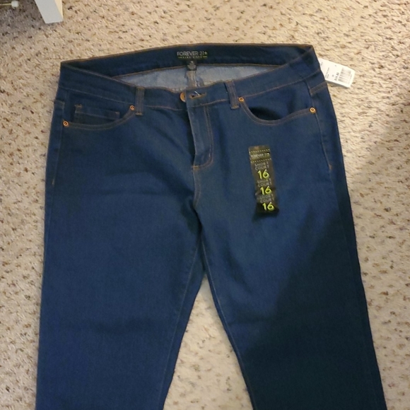 Jeans - Picture 2 of 2